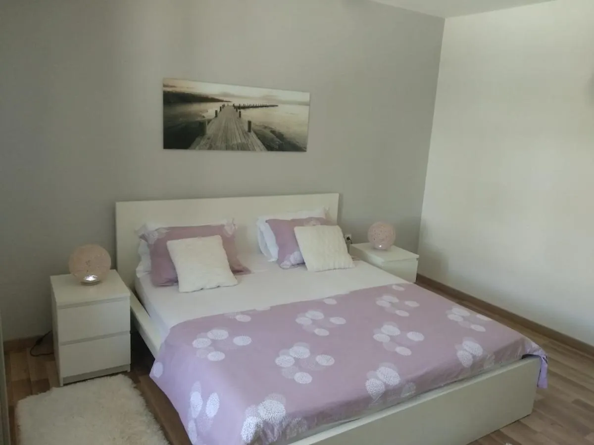 Apartment Little Lucy Near Split Airport Kastela