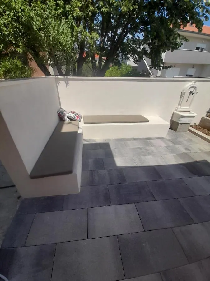 Apartment Little Lucy Near Split Airport Kastela Croatia
